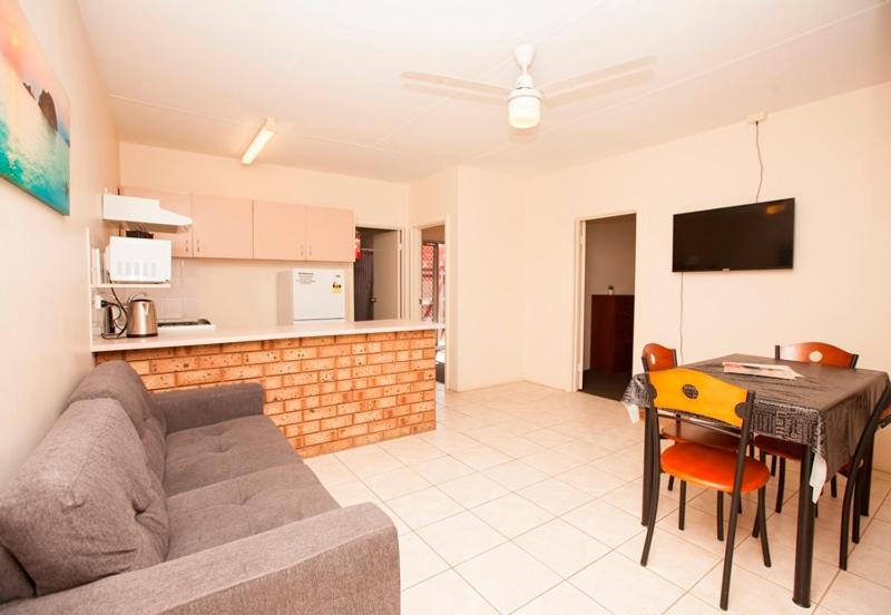 Carnarvon Central Apartments Екстериор снимка