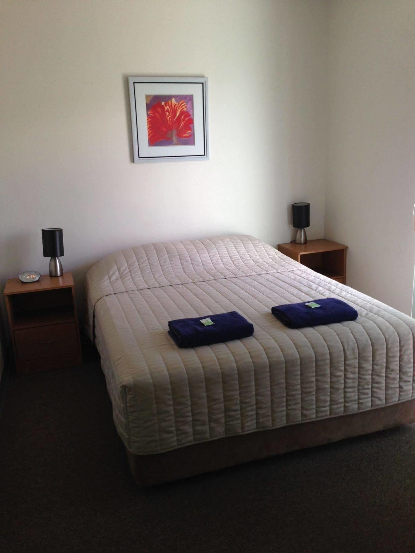 Carnarvon Central Apartments Екстериор снимка